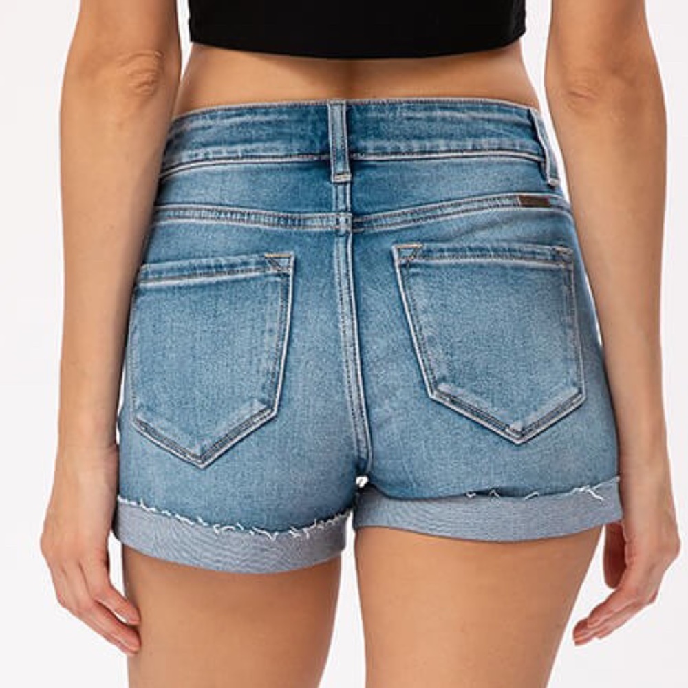 **NEW** HAZEL HIGH RISE SHORTS - Picture 3 of 5